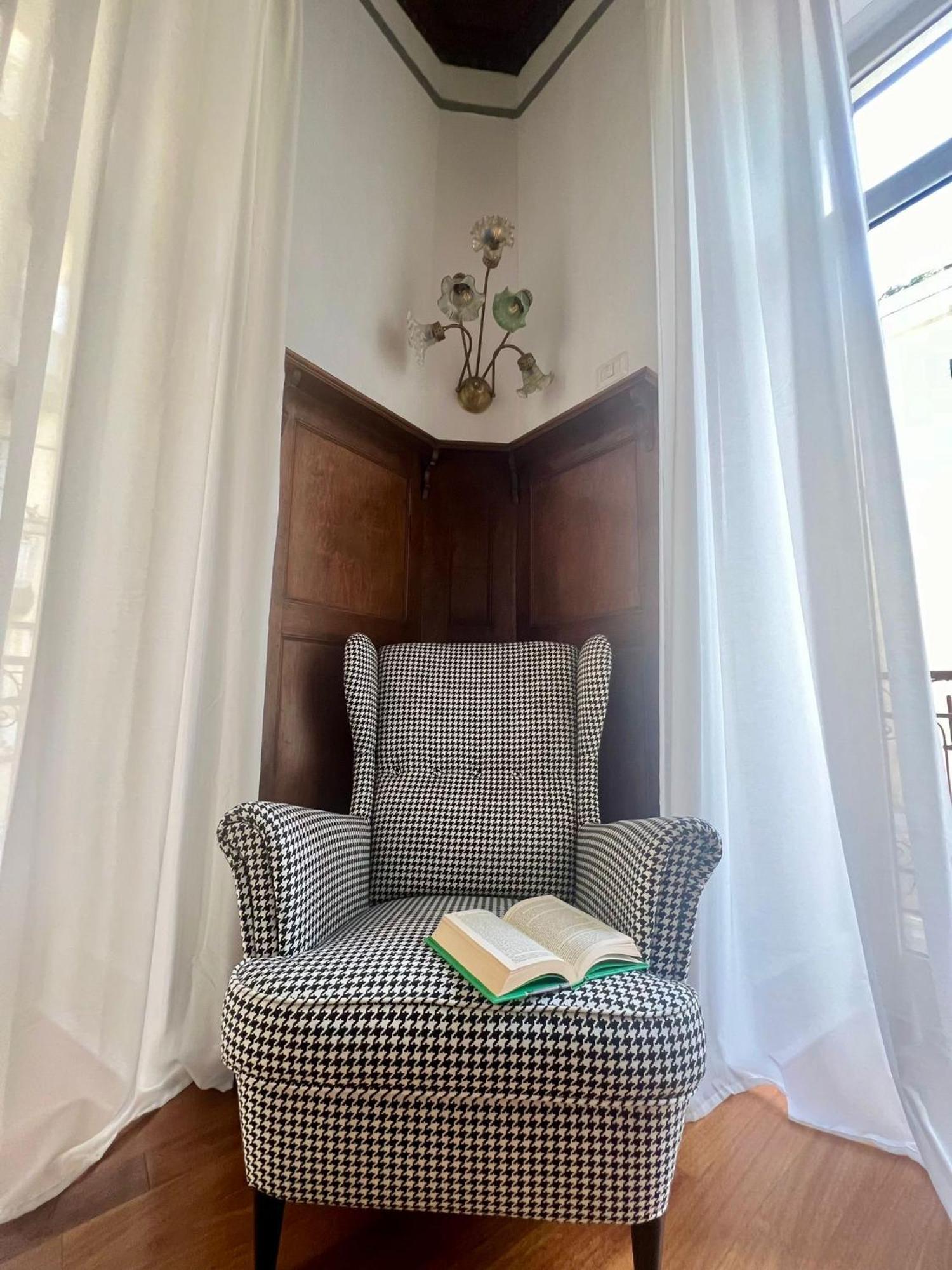 Vomero Hideaway - Family Friendly Appartamento *